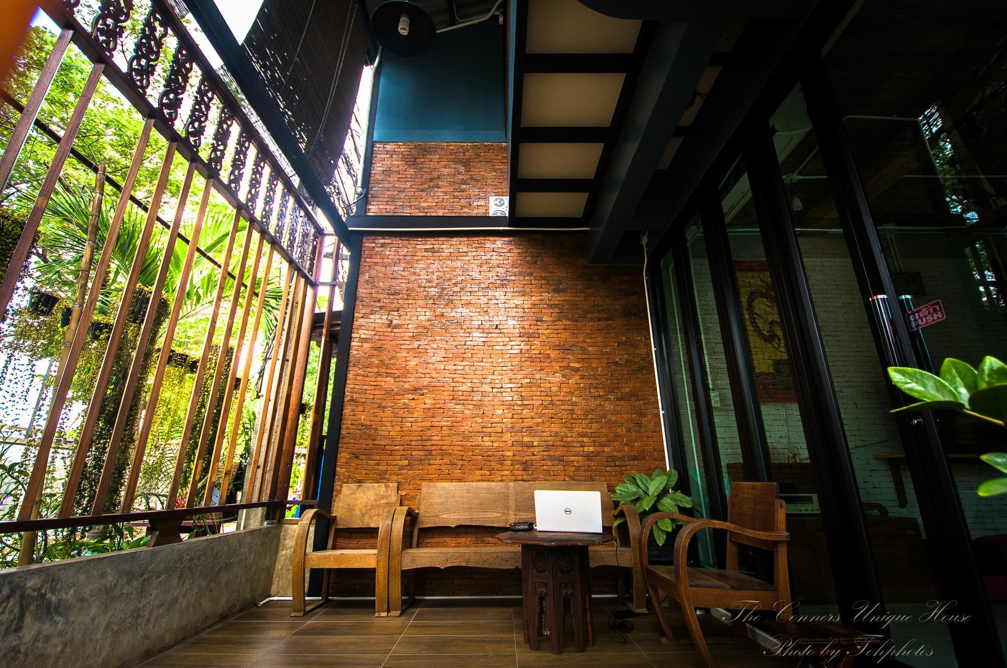 Nhà nghỉ The Corner's Unique House Chiang Mai